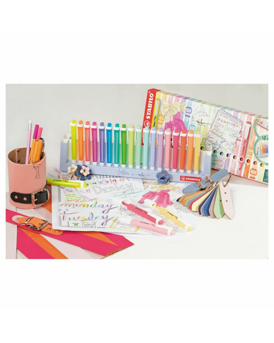 STABILO Swing Cool Deskset detail – neonkleuren en pastels gecombineerd